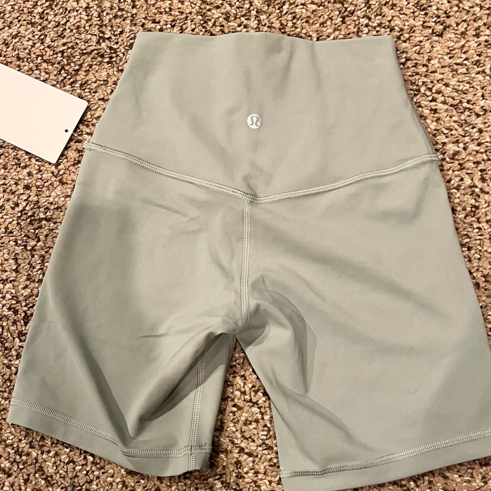 Lululemon sage green align shorts 6”